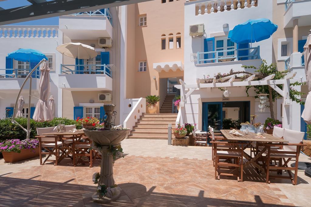 Pyrgos Beach Hotel Apartments Mália Exterior foto